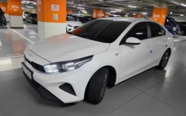 더뉴K3 중고차 더뉴 K3 2세대 1.6 가솔린 트랜디 매물 사진 2 - 2022/06 44,243km
